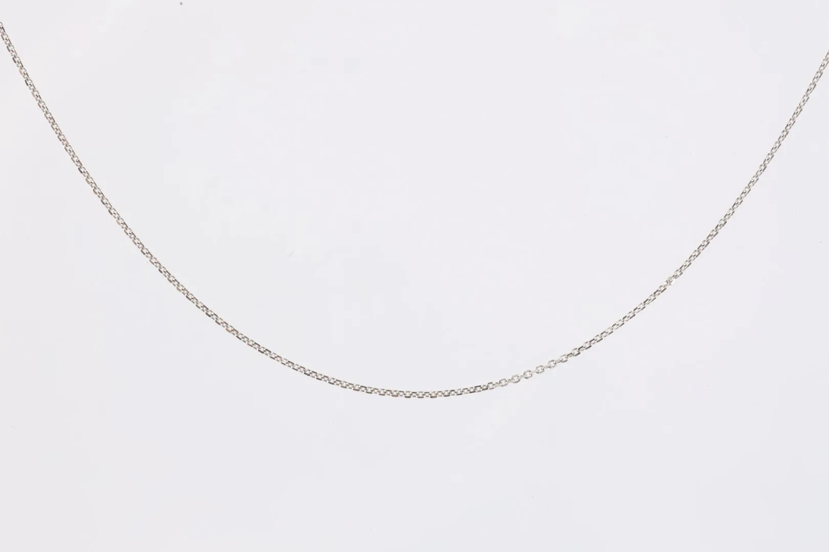 18" 14k White Gold Cable Chain Necklace (1.70g.)