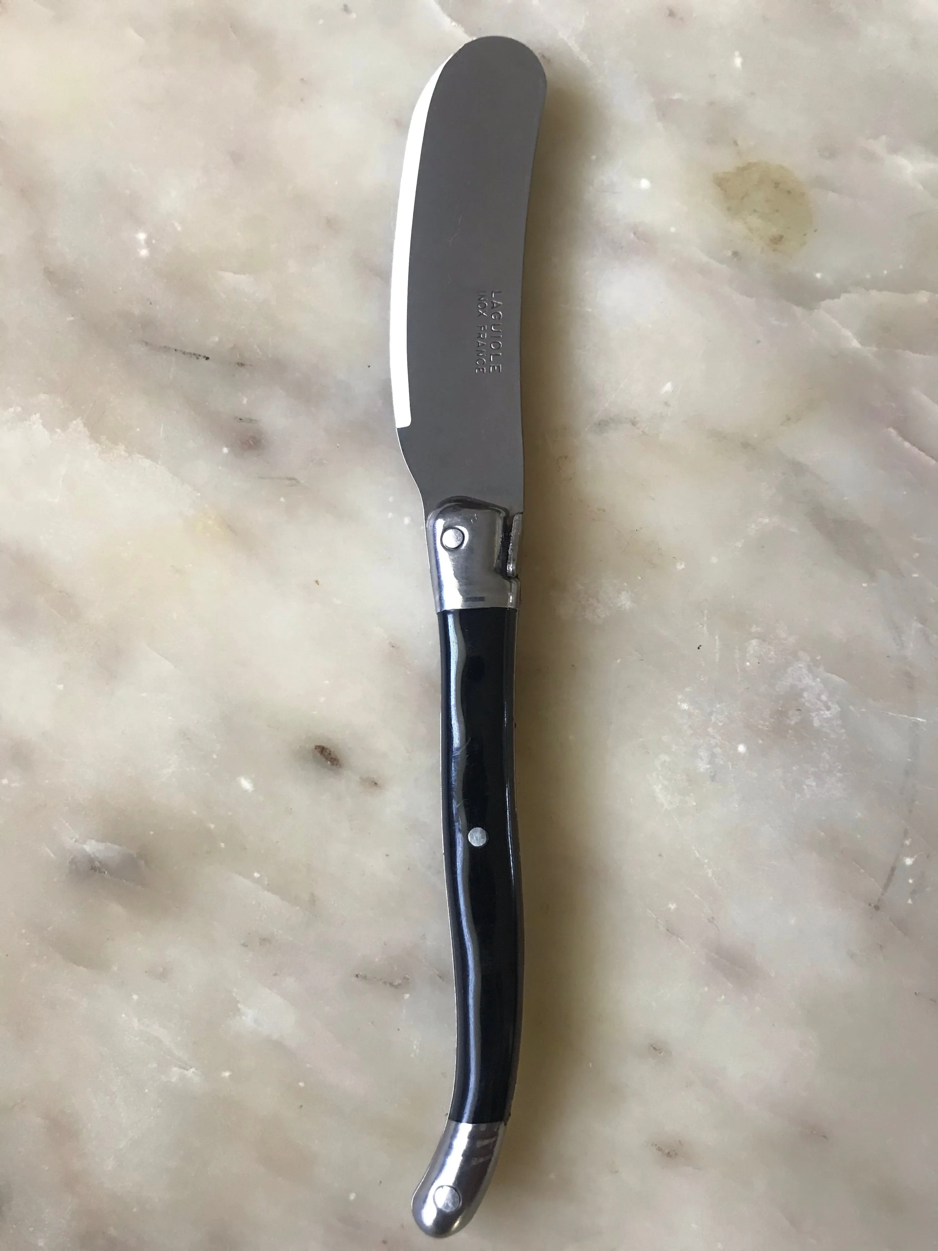 French Butter Knife Laguiole in Black or Red