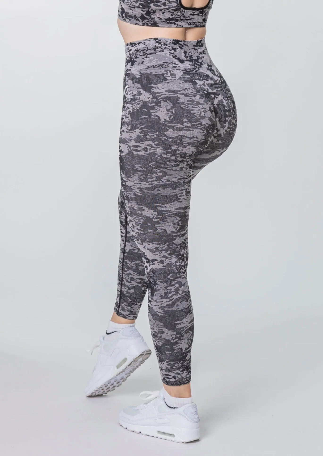 [LASTCHANCE] MOTION Seamless Leggings