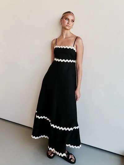 Maxikleid mit Spaghettiträgern