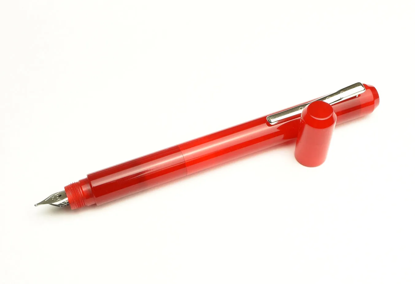 Model 25 Eclipse Fountain Pen - Venetian Red