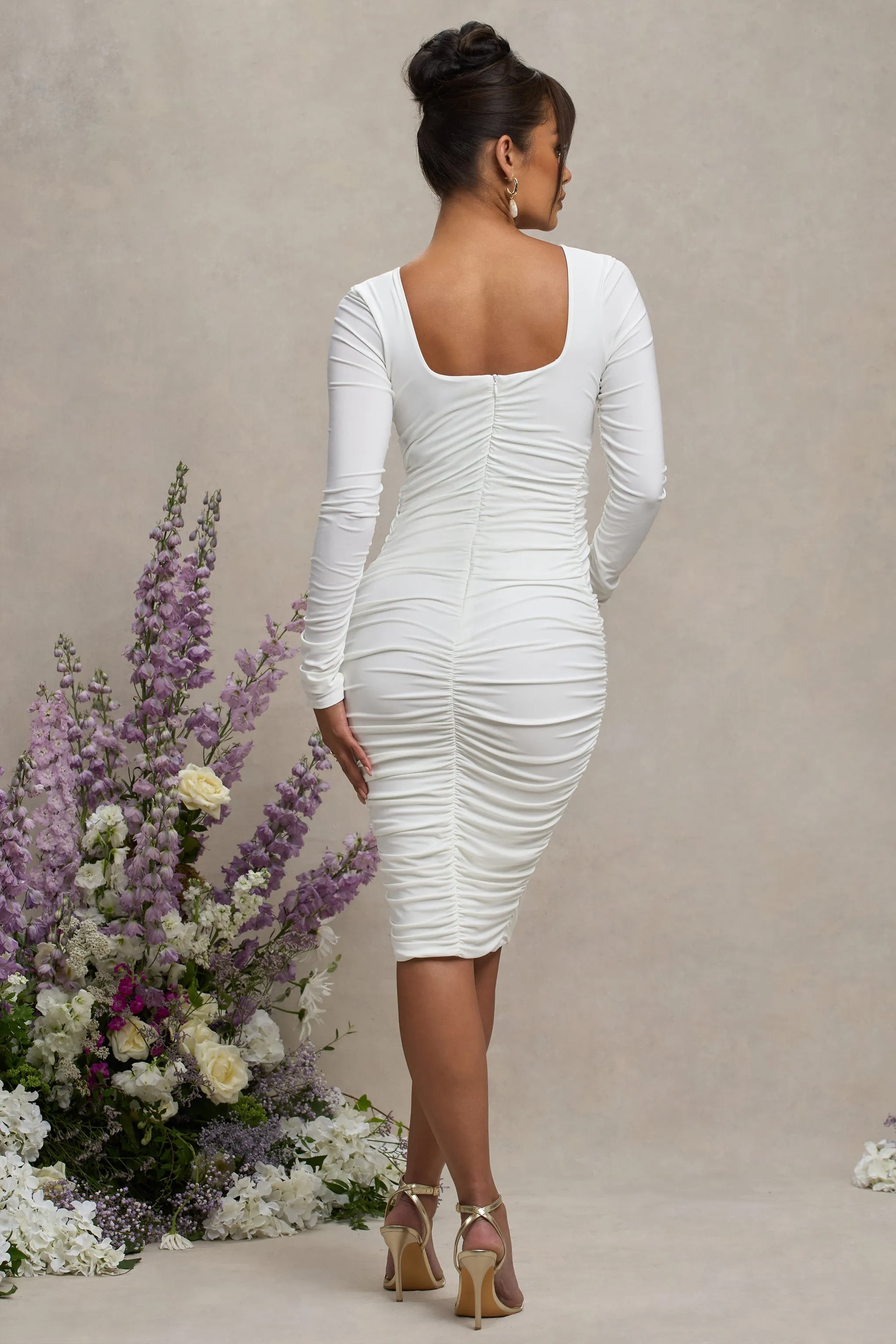 New Life | Robe mi-longue de maternite blanche froncee a col carre