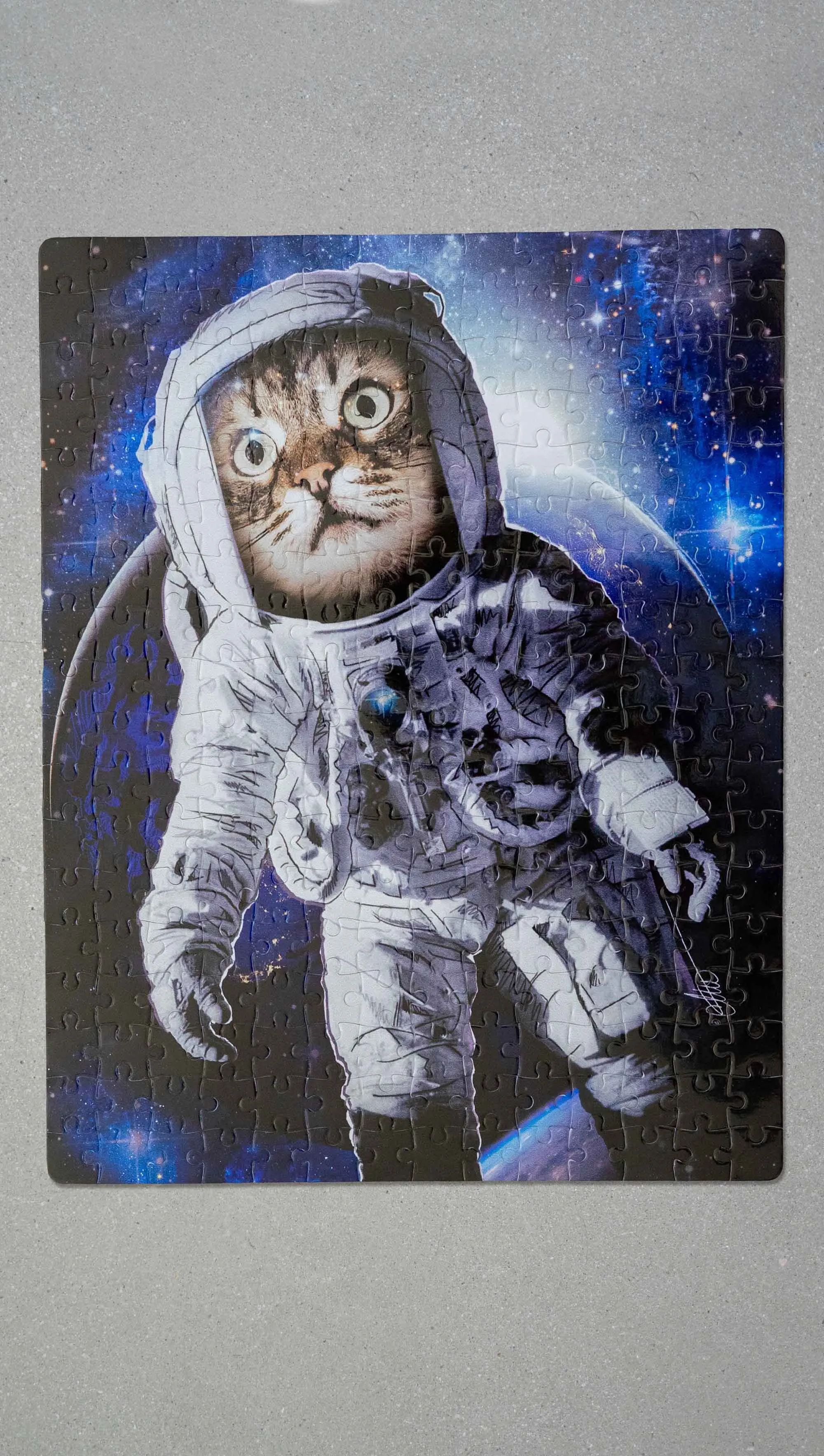 Space Cat - 252 Piece Jigsaw Puzzle