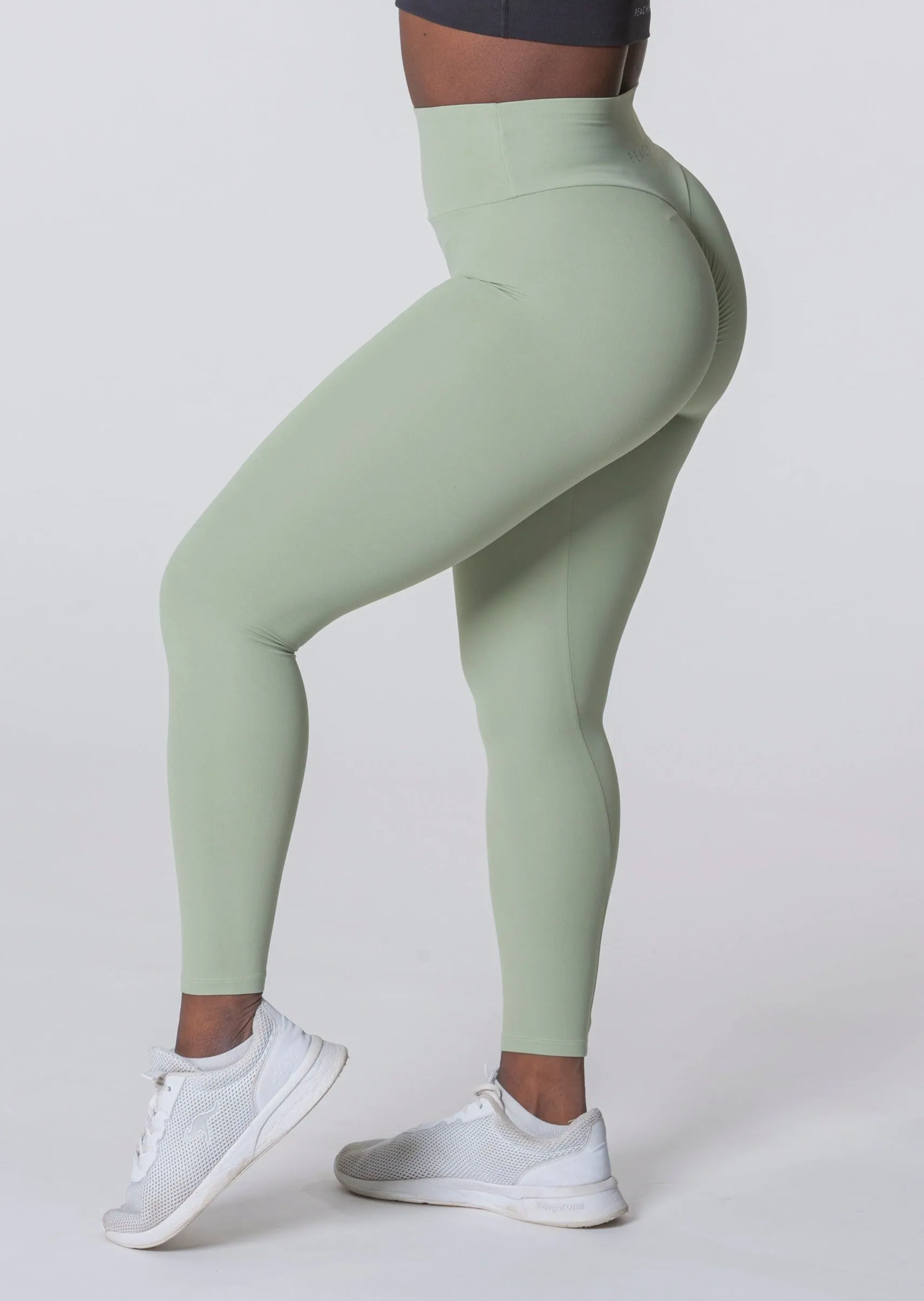 STELLA Scrunch Leggings