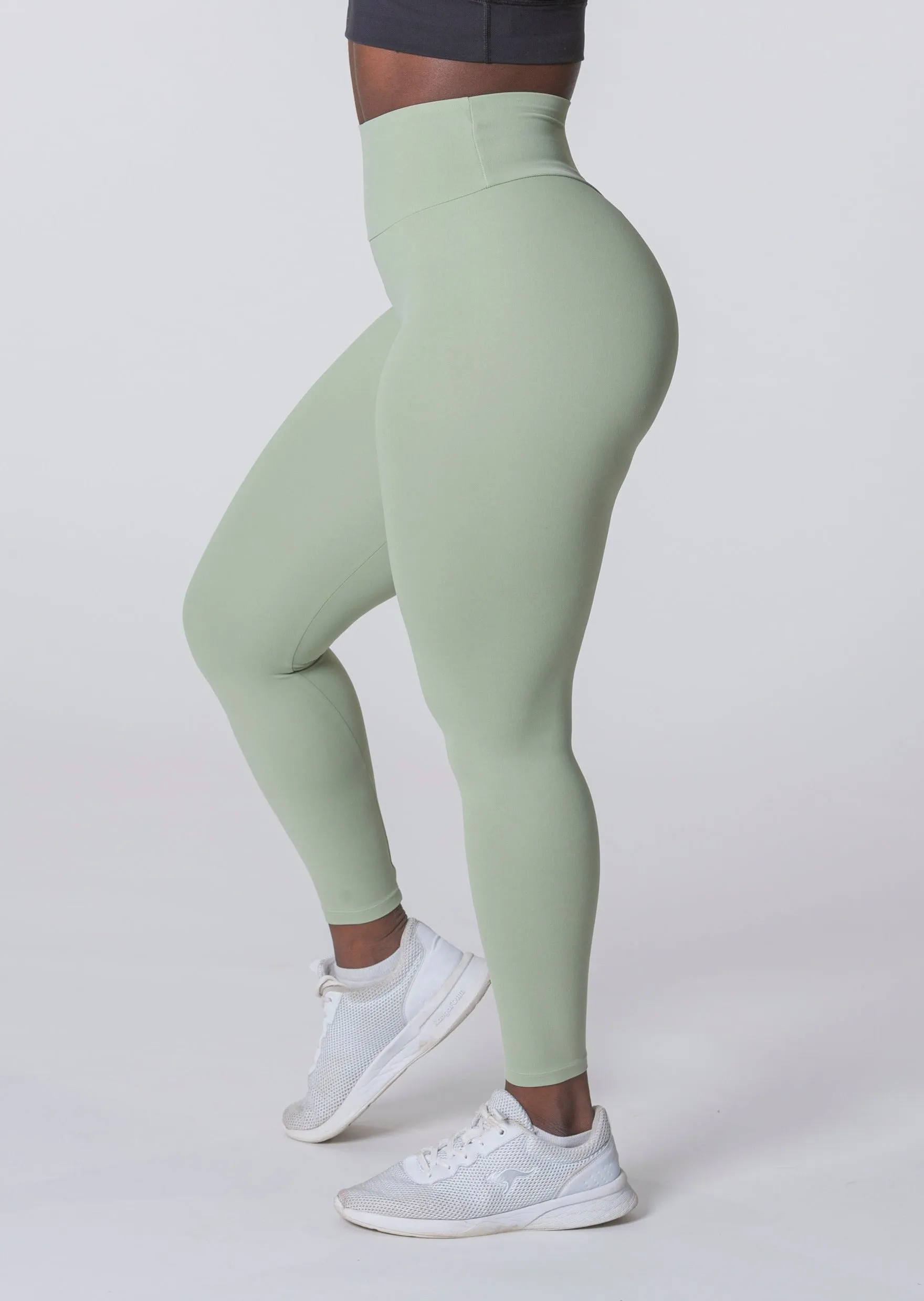 STELLA Scrunch Leggings