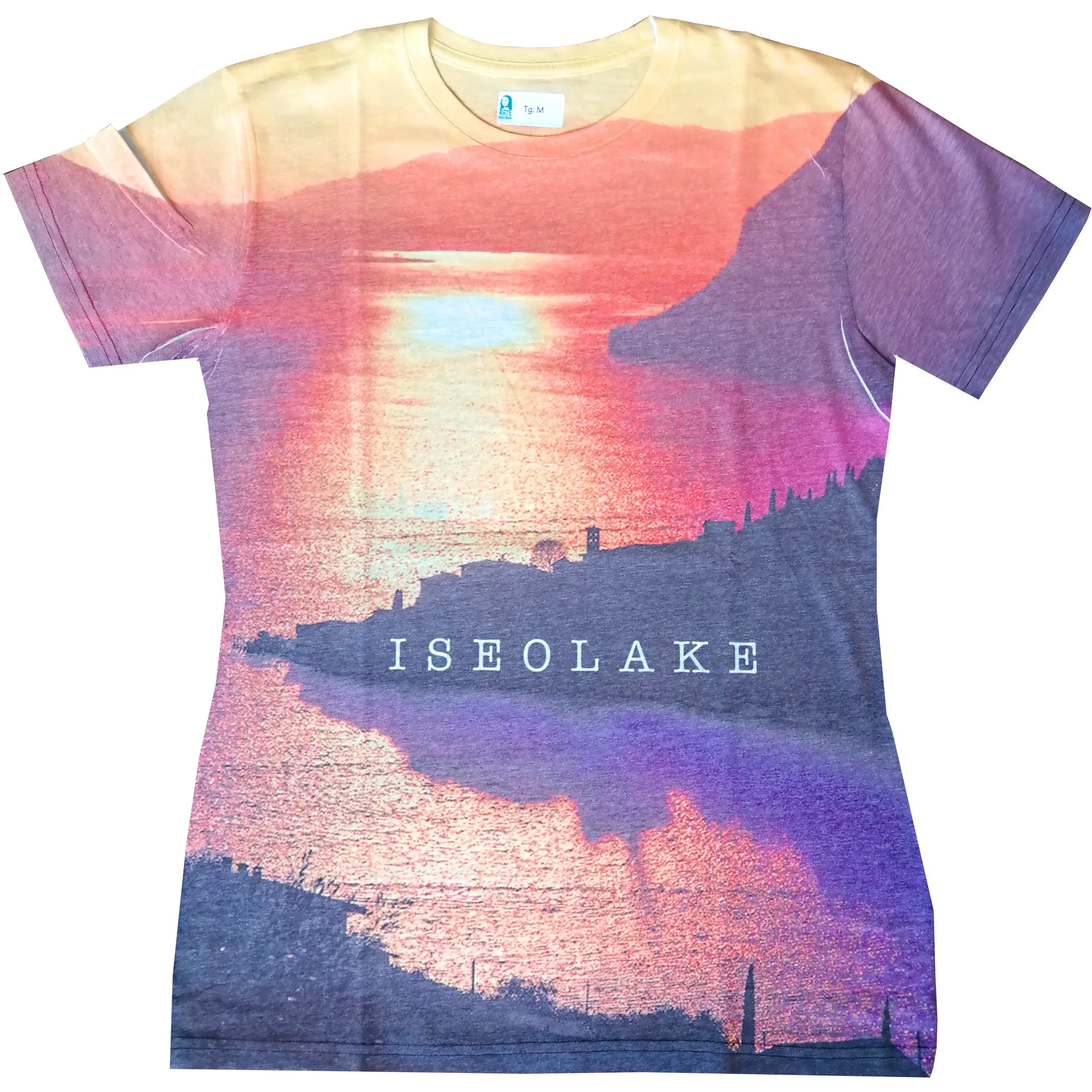 T-shirt ISEO LAKE - Stampa all-over, Idea regalo, Fotografia ad alta definizione, dettagli sorprendenti.